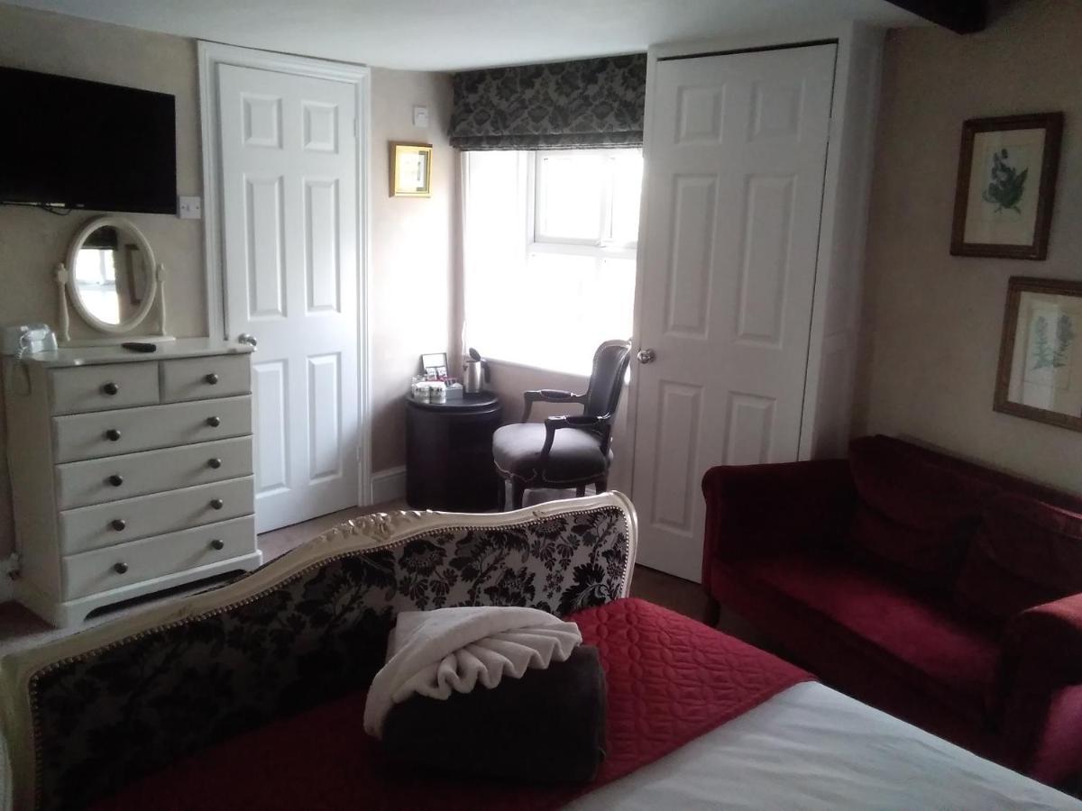Holly Tree B&B ブロムヤード エクステリア 写真
