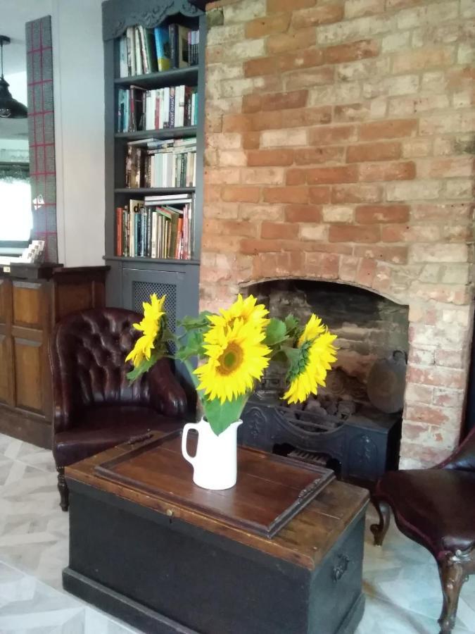 Holly Tree B&B ブロムヤード エクステリア 写真